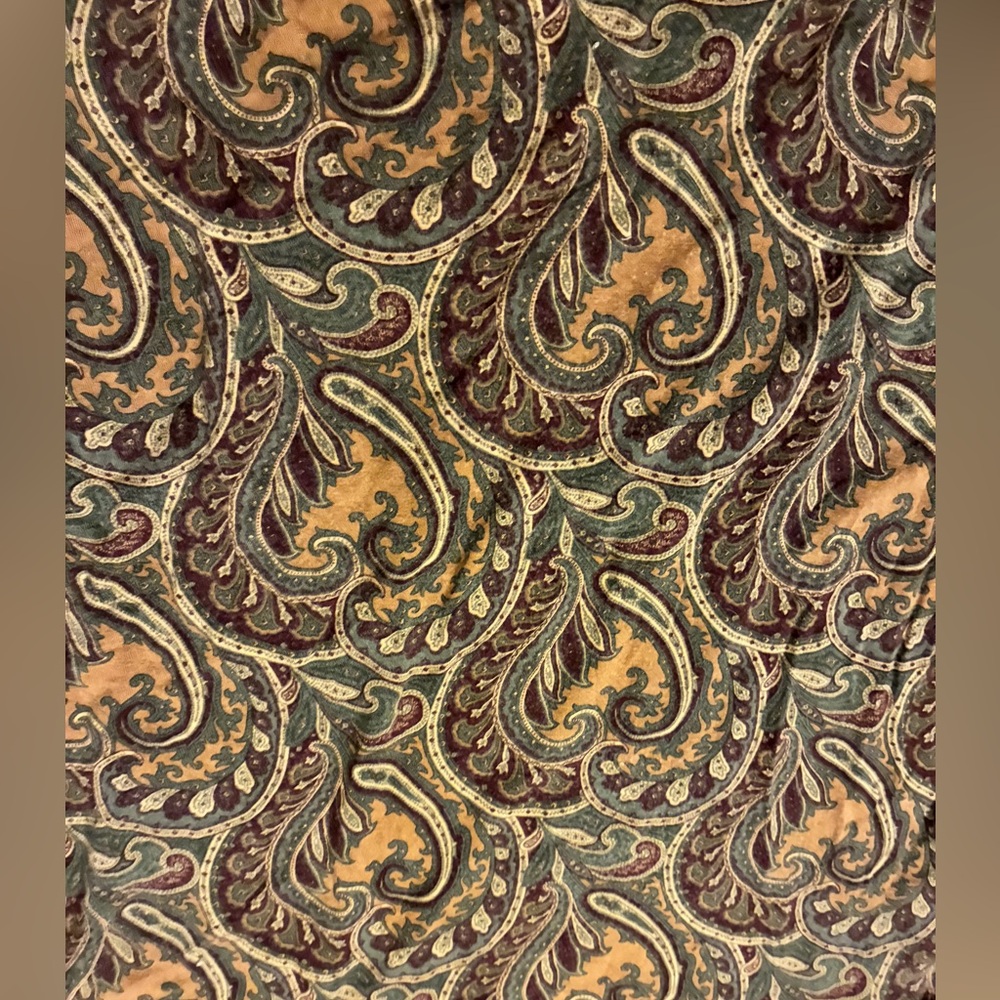 Les Copains Paisley Long-Sleeve V neck Slim Fit Top in Brown - Picture 6 of 12